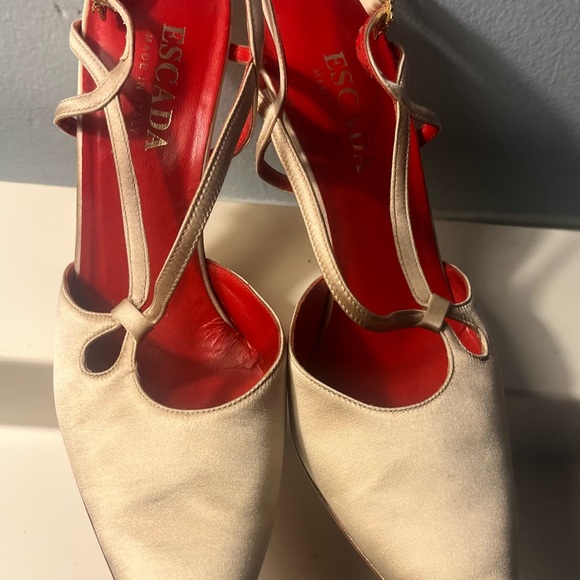 Escada Made in Italy Vintage Slingbacks in Red and Tan!! - Picture 6 of 15